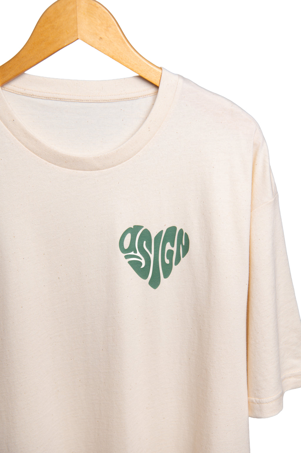 Oversize AUTHENTICITY T-Shirt von Asign mit grünem Logo Aufduck.